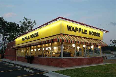 Waffle house ga - Headquartered in Norcross, GA, Waffle House restaurants have been serving Good Food Fast since 1955. Today the Waffle House system operates more than 1,800 restaurants in 25 states and is the world's leading server of waffles, t-bone steaks, hashbrowns, cheese 'n eggs, country ham, pork chops and grits.